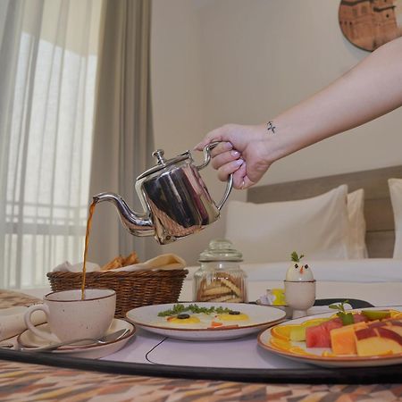 Rhythm Gurugram Hotel & Suites, Sohna Road Gurgaon Eksteriør bilde