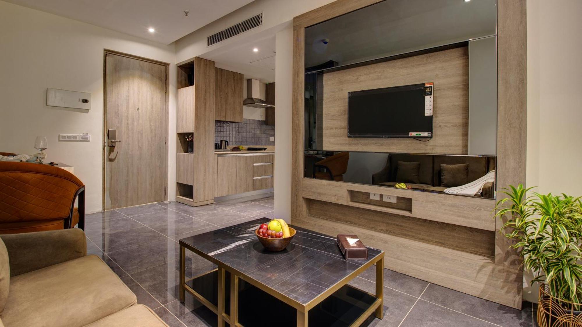Rhythm Gurugram Hotel & Suites, Sohna Road Gurgaon Eksteriør bilde