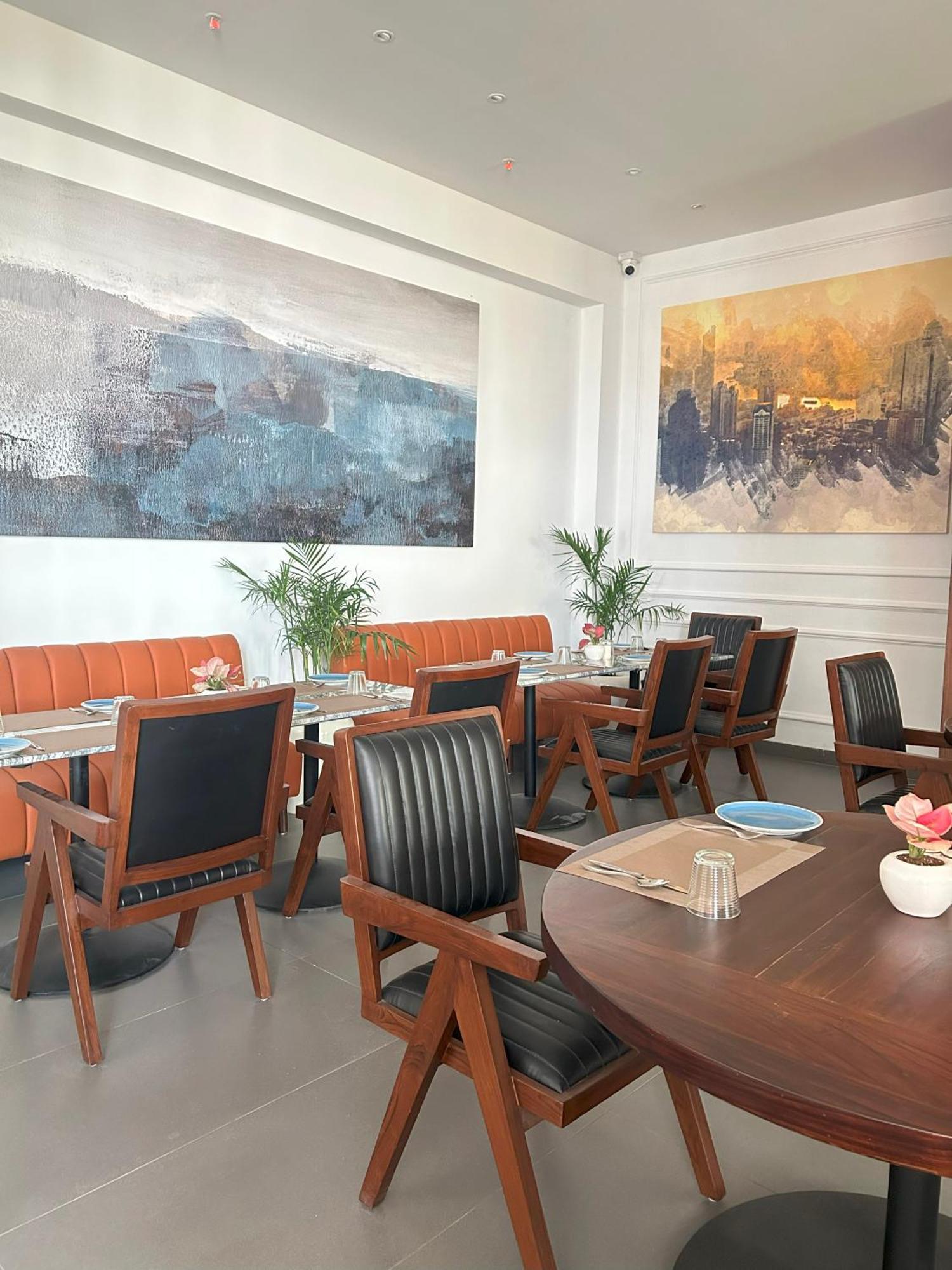 Rhythm Gurugram Hotel & Suites, Sohna Road Gurgaon Eksteriør bilde